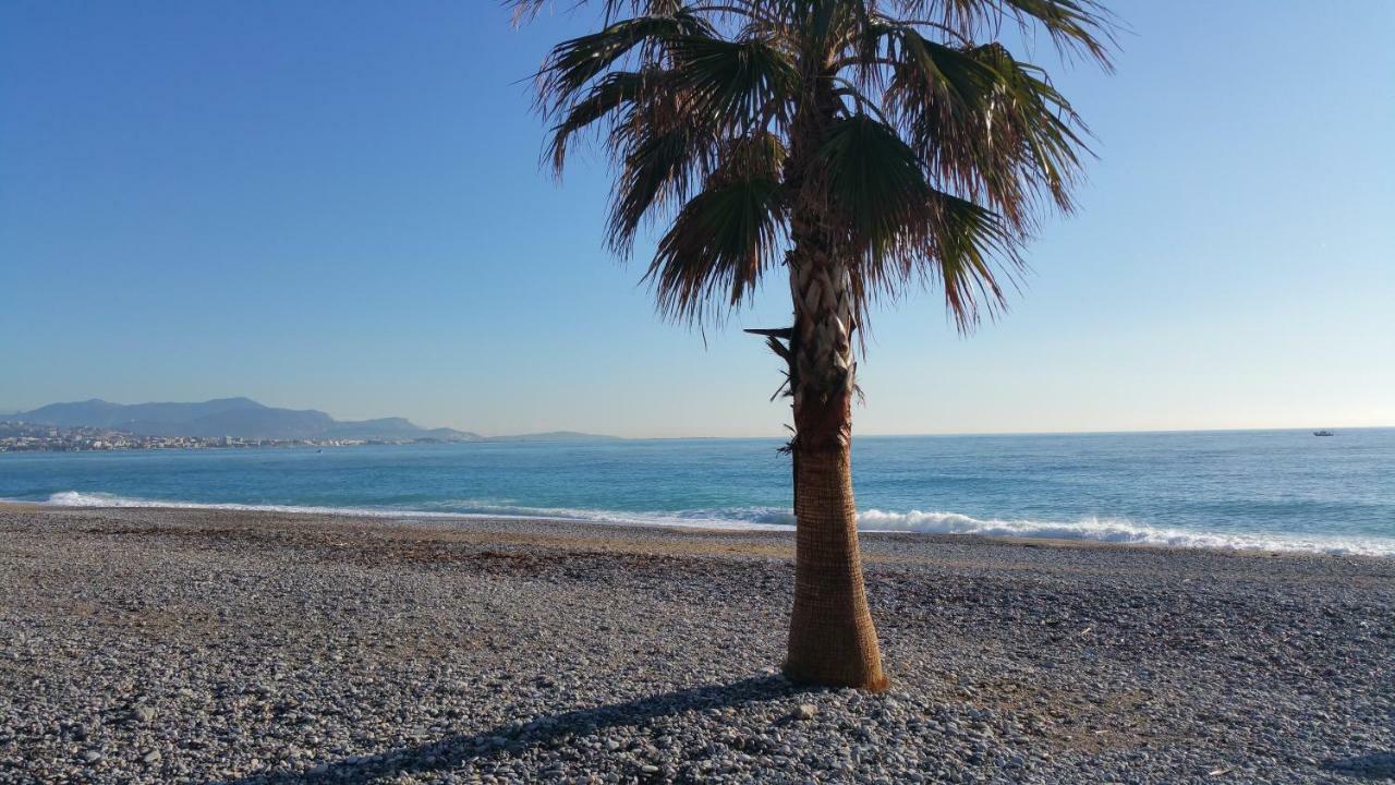 Residence Cap Azur Maison N° 106 Villeneuve-Loubet Bagian luar foto
